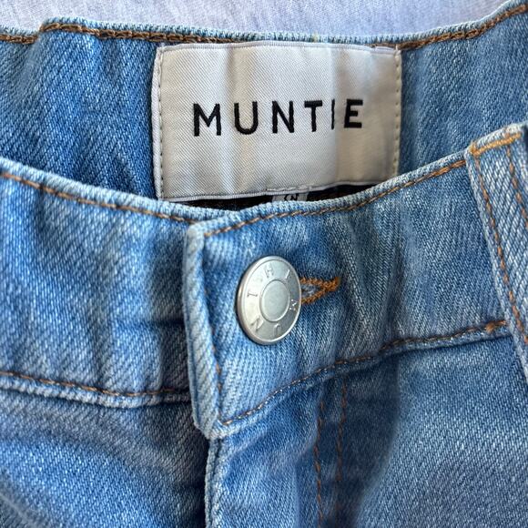 Munthe Occasion Rhinestone Beaded Bee Brooches Boyfriend Jeans Blue - Picture 4 of 6